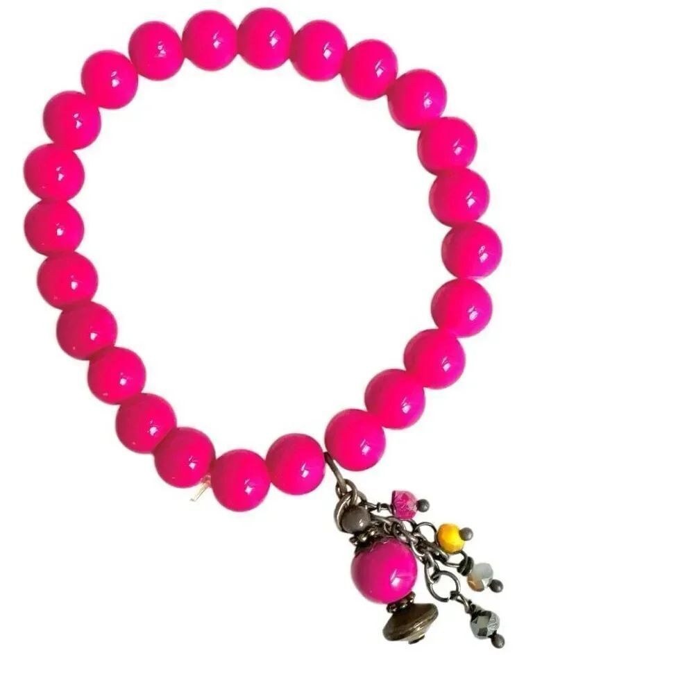 Hot pink beaded stretchy bracelet